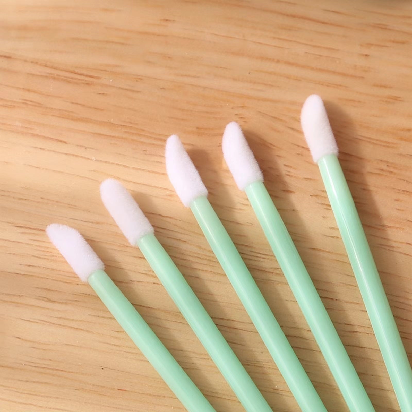 Lip Glossy Wands Lash Removal Brush 50 PCS